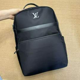Picture of Louis Vuitton Mens Bags _SKUfw242186634fw